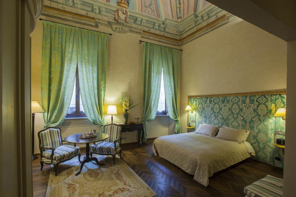 Bed and Breakfast Palazzo Carletti Монтепульчано Номер фото