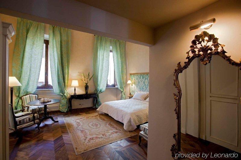 Bed and Breakfast Palazzo Carletti Монтепульчано Экстерьер фото