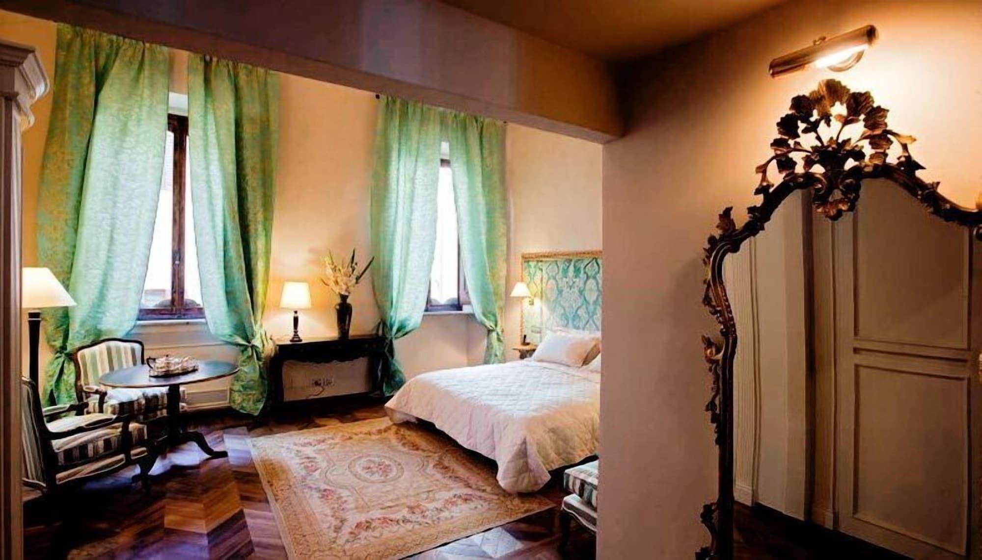 Bed and Breakfast Palazzo Carletti Монтепульчано Экстерьер фото